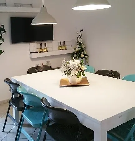 Oda ve Kahvaltı Spritz 3*