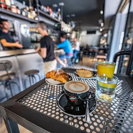 Spritz 住宿加早餐酒店 夸尔图-圣埃莱娜