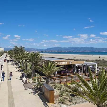 Spritz ベッド・アンド・ブレックファスト 4*