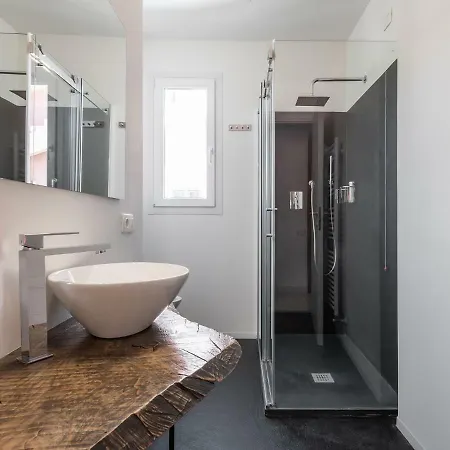 ベッド・アンド・ブレックファスト Spritz クアルトゥ・サンテーレナ